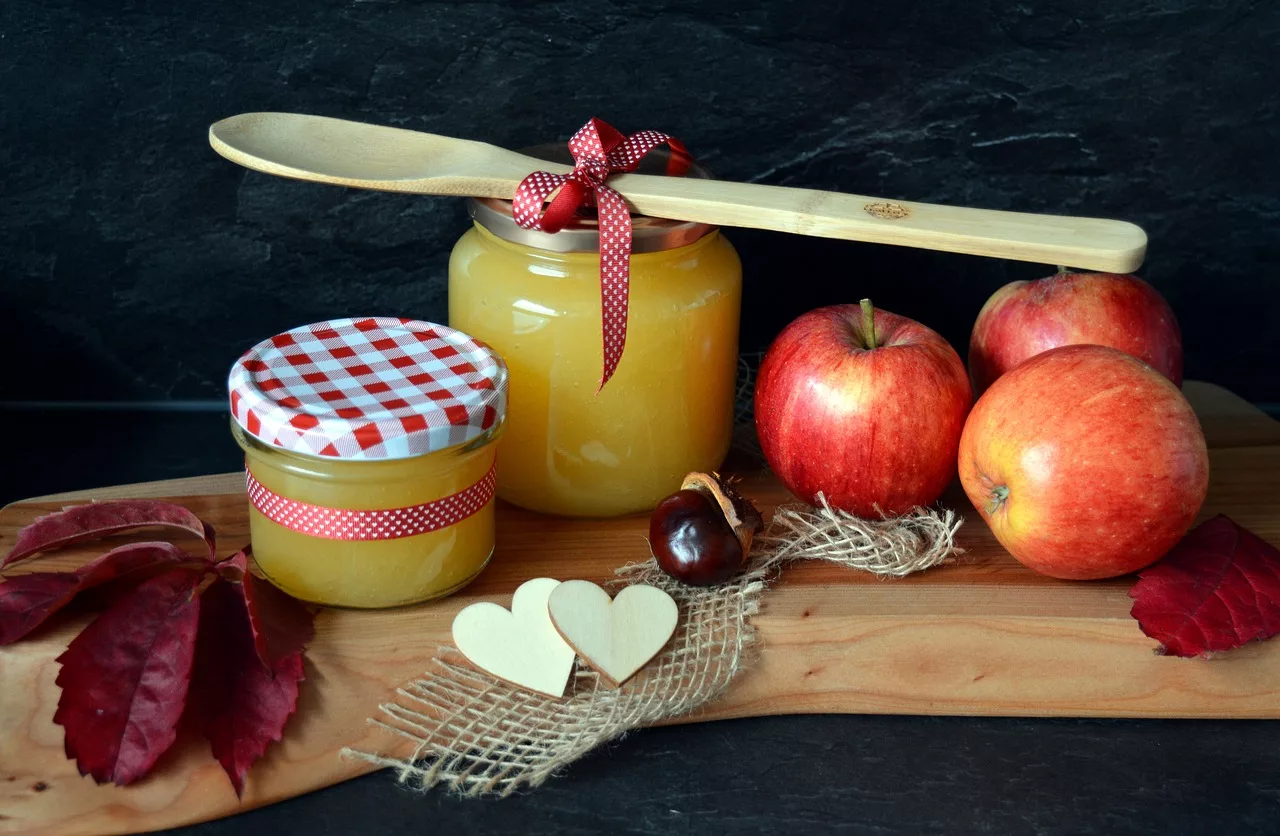 Compote de pommes faite maison