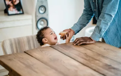 Les gourdes de compote pour enfants : une douceur à consommer avec prudence