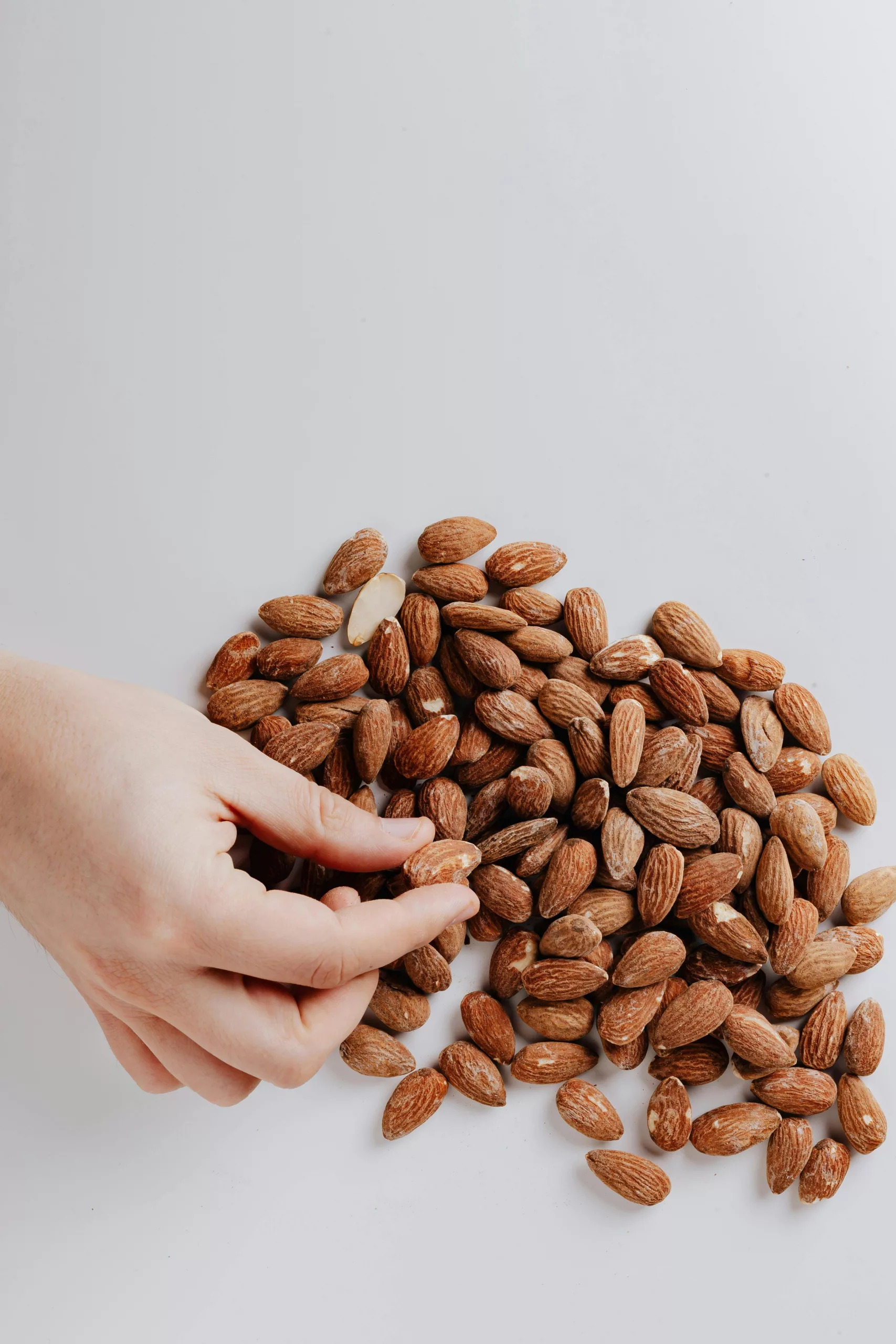 Manger des Amandes pour Maigrir, PASCAL NOURTIER, NUTRITIONNISTE PARIS